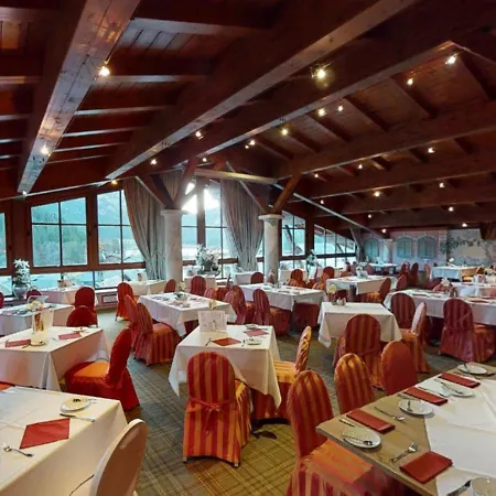 Wellnesshotel ...Liebes Rot-Flueh-3